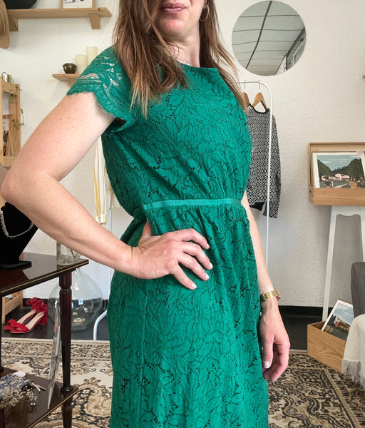 Robe verte dentelle