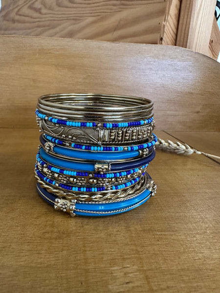 Lot de bracelets doré et bleu