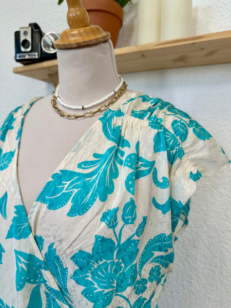 Blouse écru et bleu fleuri Mango