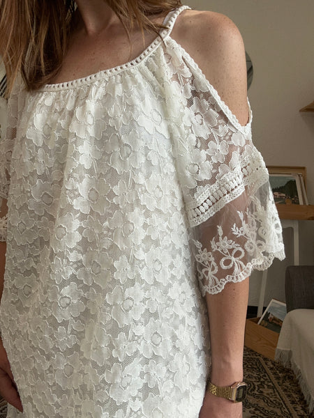 Robe dentelle blanche