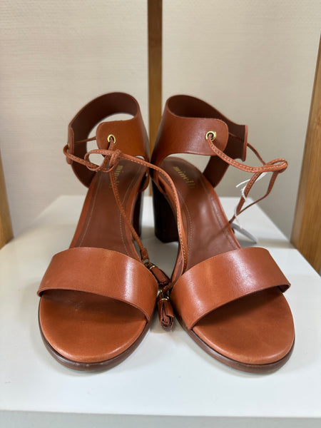 Sandales à talons en cuir marron Minelli