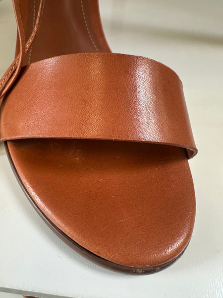 Sandales à talons en cuir marron Minelli