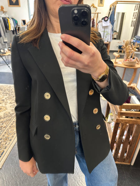 Blazer noir avec boutons dorés Mango