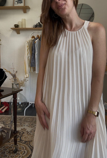 Robe plissé écru