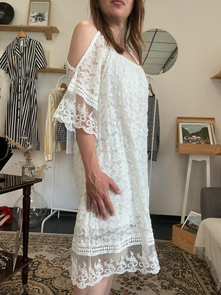 Robe dentelle blanche
