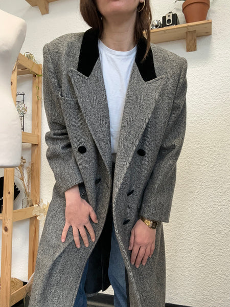 Manteau long en laine motif chevrons gris et noir Vintage