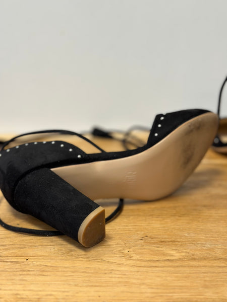 Escarpins en velours noir Minuit sur Terre