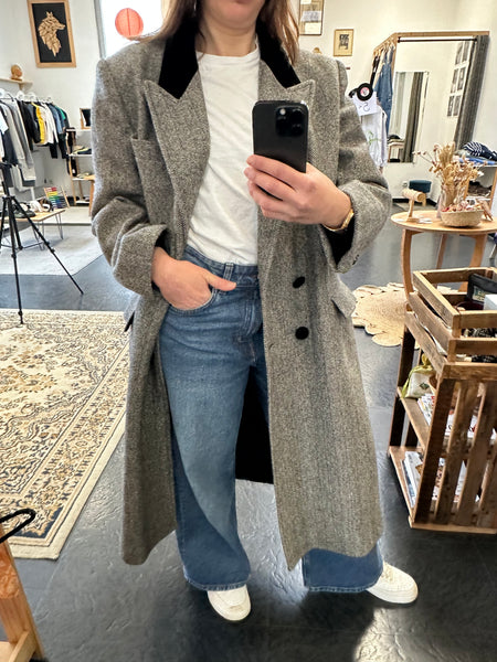 Manteau long en laine motif chevrons gris et noir Vintage