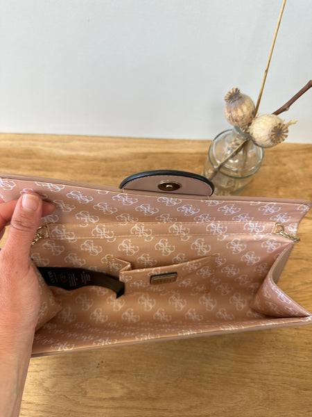 Sac rose poudré Guess