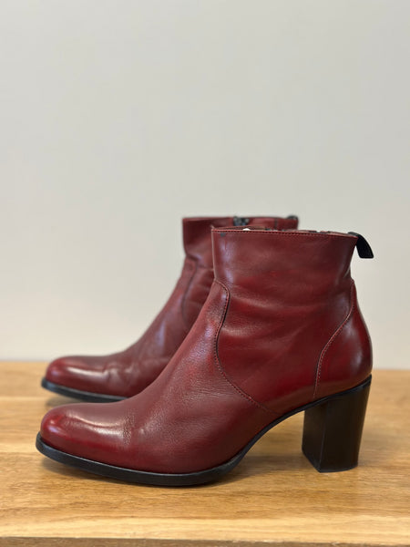 Bottines en cuir bordeaux Muratti