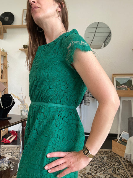 Robe verte dentelle