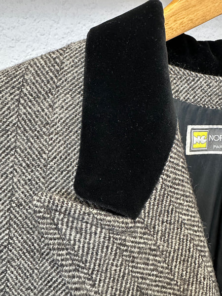 Manteau long en laine motif chevrons gris et noir Vintage