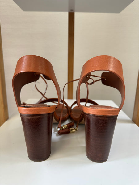 Sandales à talons en cuir marron Minelli