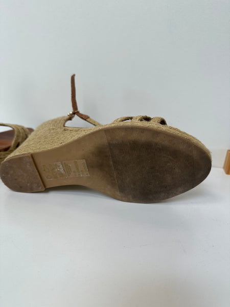 Sandales compensées beige