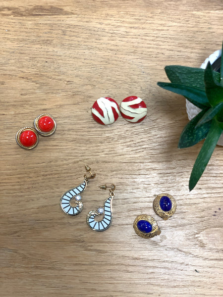 Boucles d’oreilles rouge à clip vintage